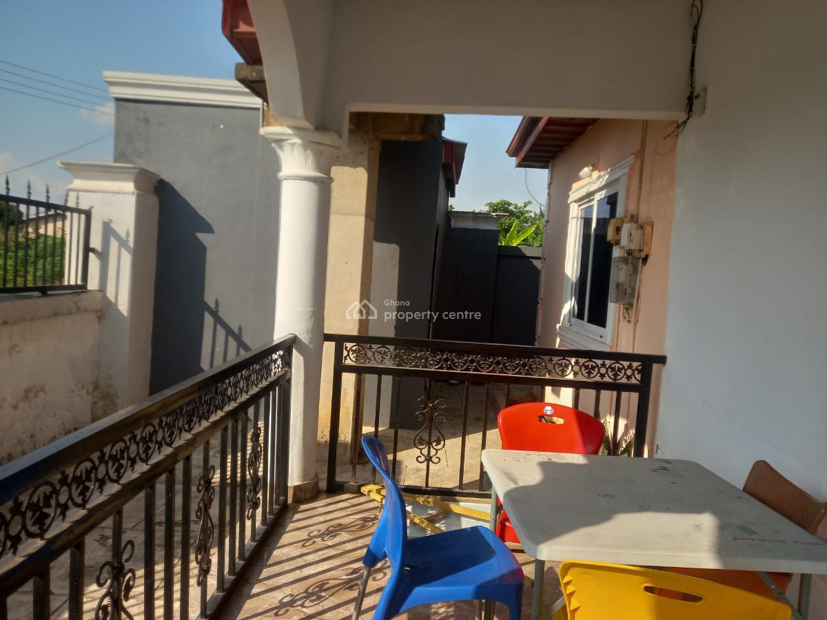 4 Bedrooms, Owhim Amanfrom,  on Abrepo Road., Kumasi Metropolitan, Ashanti, House for Sale