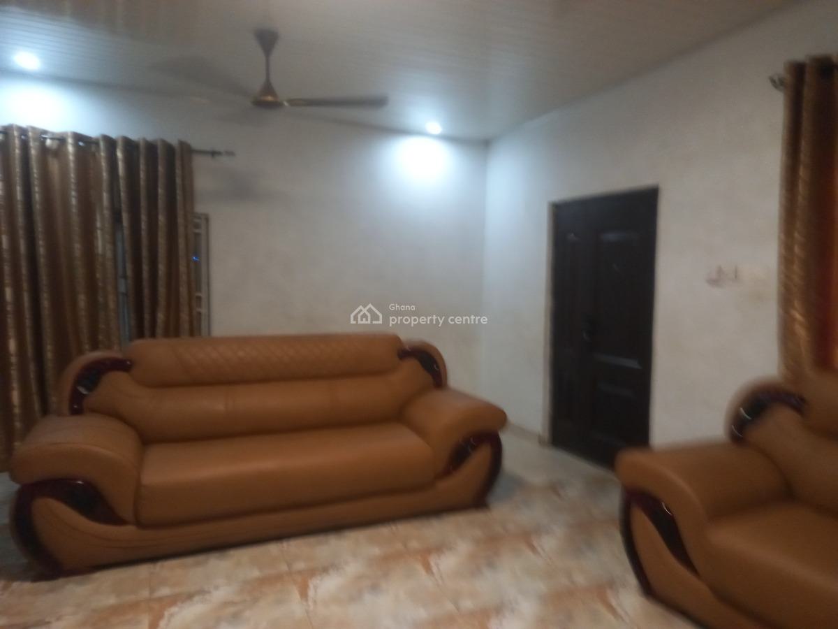 4 Bedrooms, Owhim Amanfrom,  on Abrepo Road., Kumasi Metropolitan, Ashanti, House for Sale