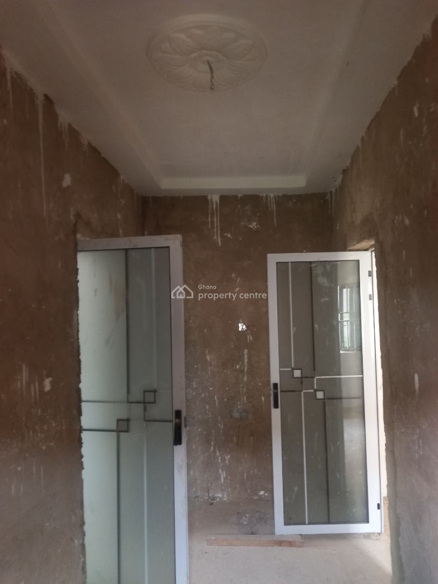 5 Bedrooms, Tano Odumasi,near Kona, on Kumasi Asante Mampong Road., Kumasi Metropolitan, Ashanti, House for Sale