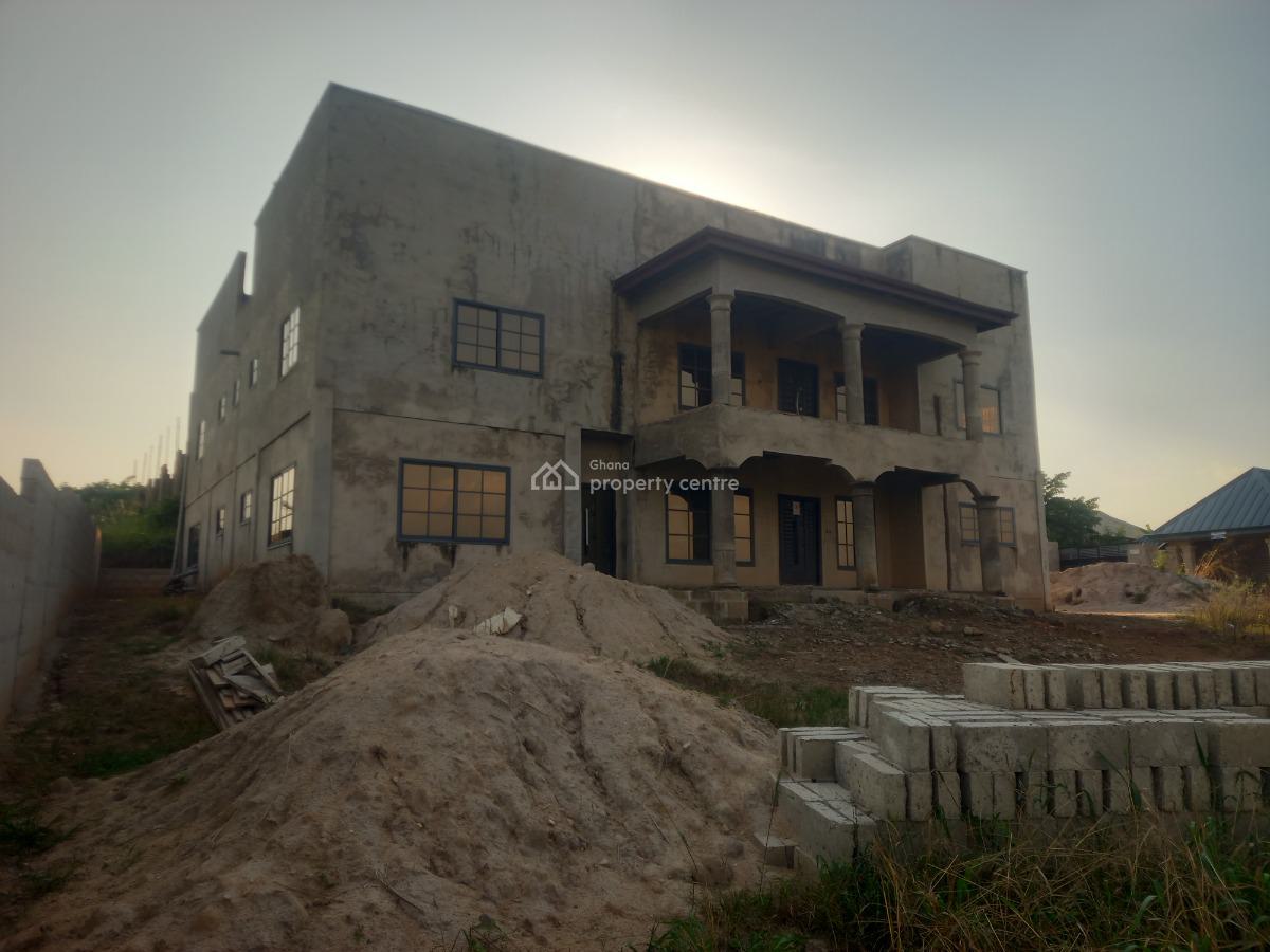 6 Bedrooms, Asuofia Kokoben,  on Abrepo Road., Kumasi Metropolitan, Ashanti, House for Sale