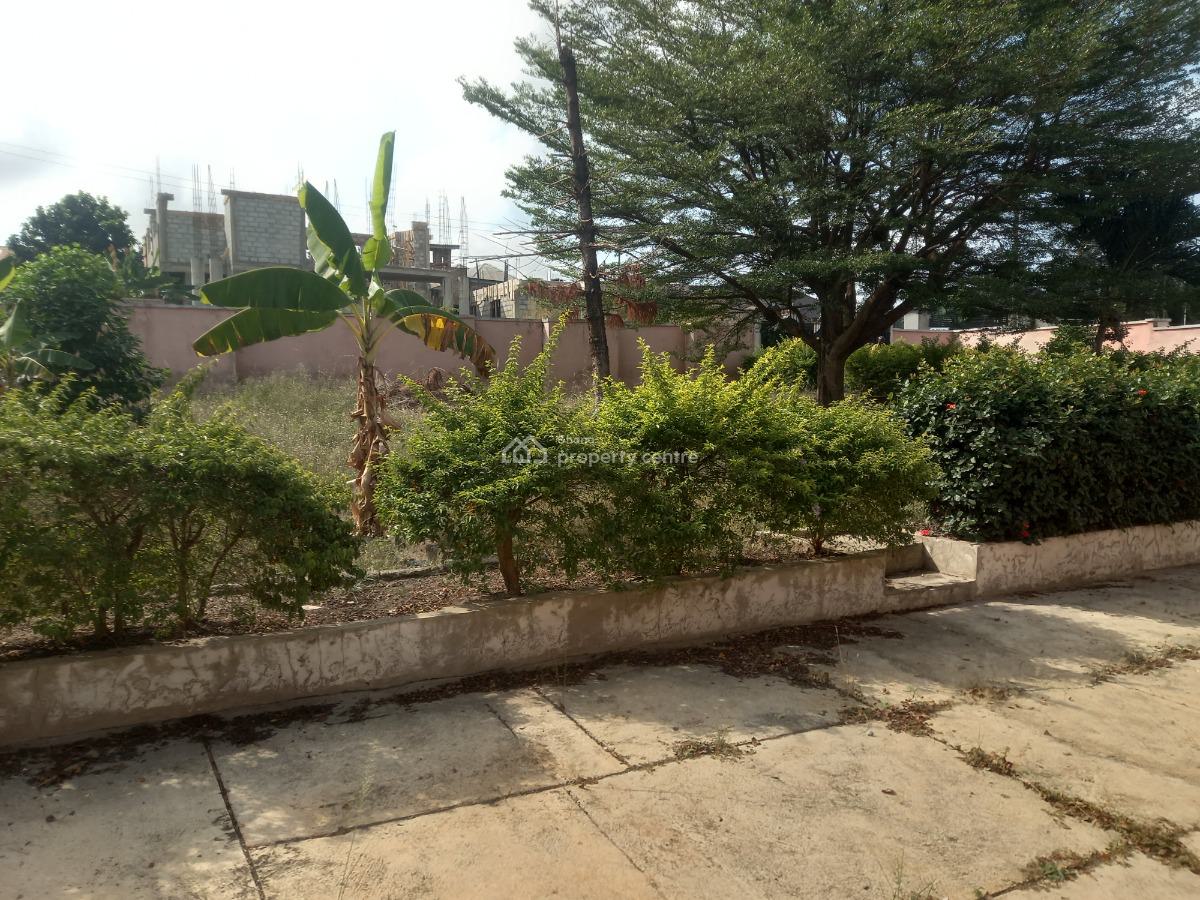 4 Bedrooms  ( Plot Size 130*110) Feet., Esereso, on Atonsu Aputuogya Road., Kumasi Metropolitan, Ashanti, House for Sale