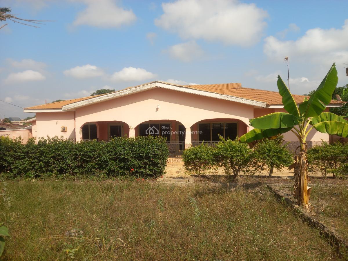 4 Bedrooms  ( Plot Size 130*110) Feet., Esereso, on Atonsu Aputuogya Road., Kumasi Metropolitan, Ashanti, House for Sale