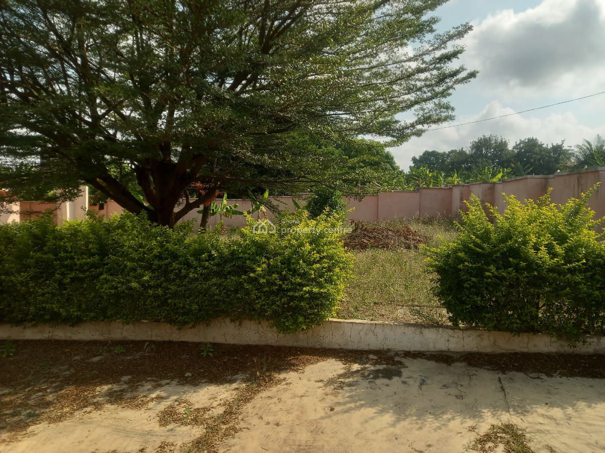 4 Bedrooms  ( Plot Size 130*110) Feet., Esereso, on Atonsu Aputuogya Road., Kumasi Metropolitan, Ashanti, House for Sale