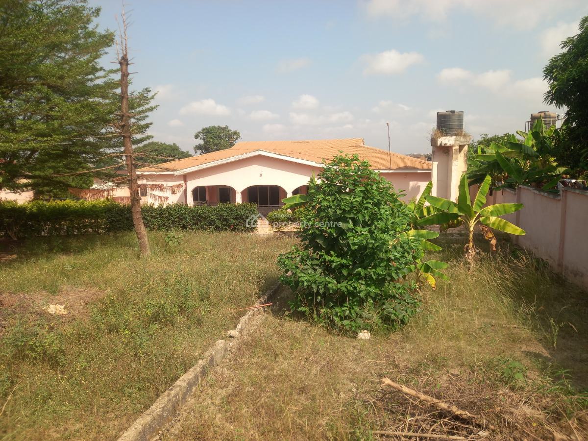 4 Bedrooms  ( Plot Size 130*110) Feet., Esereso, on Atonsu Aputuogya Road., Kumasi Metropolitan, Ashanti, House for Sale