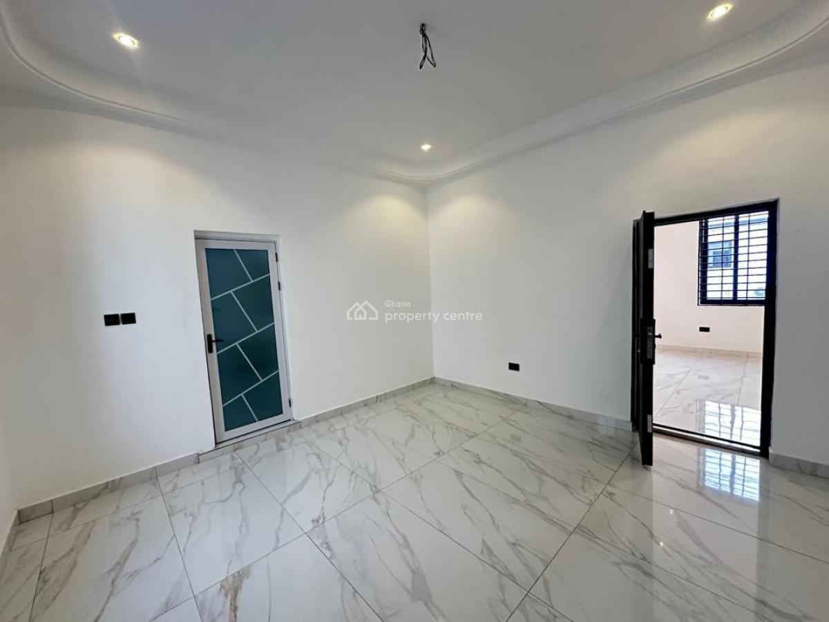 Luxury 4 Bedrooms House, Nanakrom Estate Road, Adenta Municipal, Accra, House for Sale
