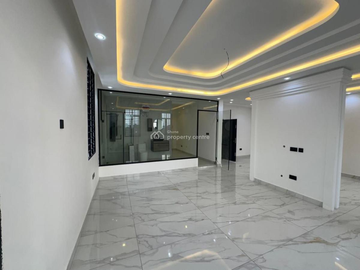 Luxury 4 Bedrooms House, Nanakrom Estate Road, Adenta Municipal, Accra, House for Sale