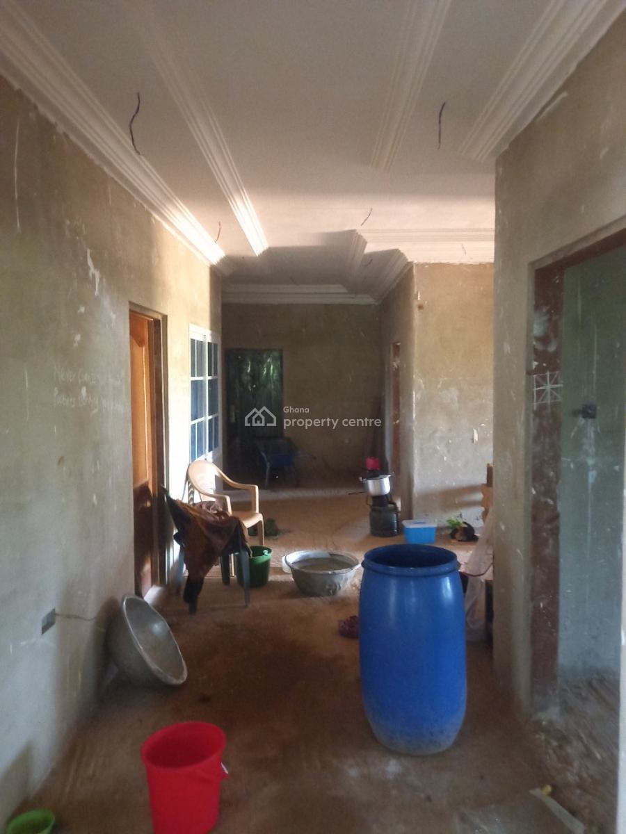 5 Bedrooms, Near Afari Military Hospital, on Abuakwa Nkawie Toase Road, Kumasi Metropolitan, Ashanti, House for Sale