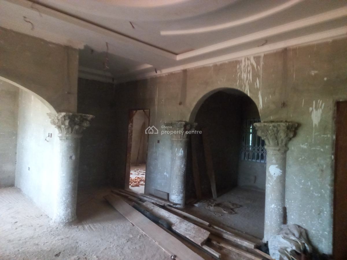 5 Bedrooms, Near Afari Military Hospital, on Abuakwa Nkawie Toase Road, Kumasi Metropolitan, Ashanti, House for Sale