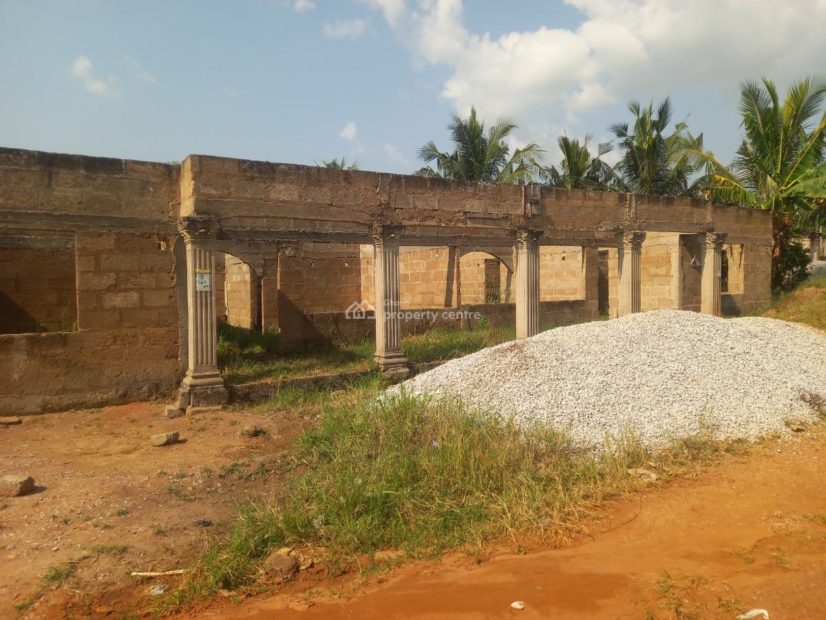 8 Bedrooms, Near Afari Military Hospital. Abuakwa Road., Kumasi Metropolitan, Ashanti, House for Sale