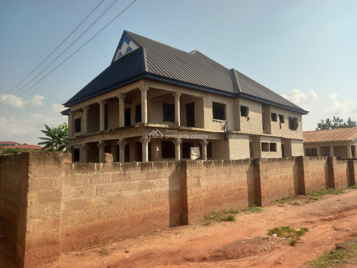 12 Bedrooms, Near Afari Military Hospital, Abuakwa Road., Kumasi Metropolitan, Ashanti, House for Sale