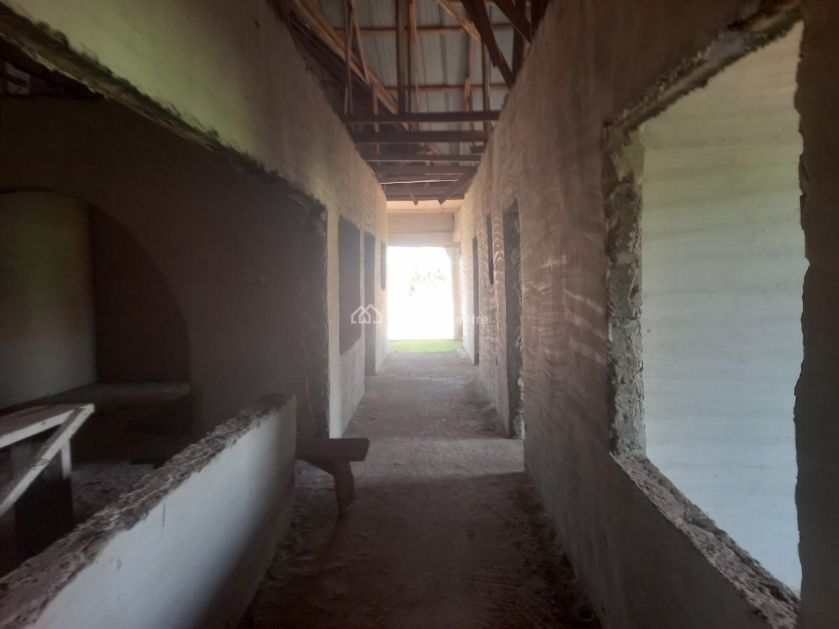 12 Bedrooms, Near Afari Military Hospital, Abuakwa Road., Kumasi Metropolitan, Ashanti, House for Sale