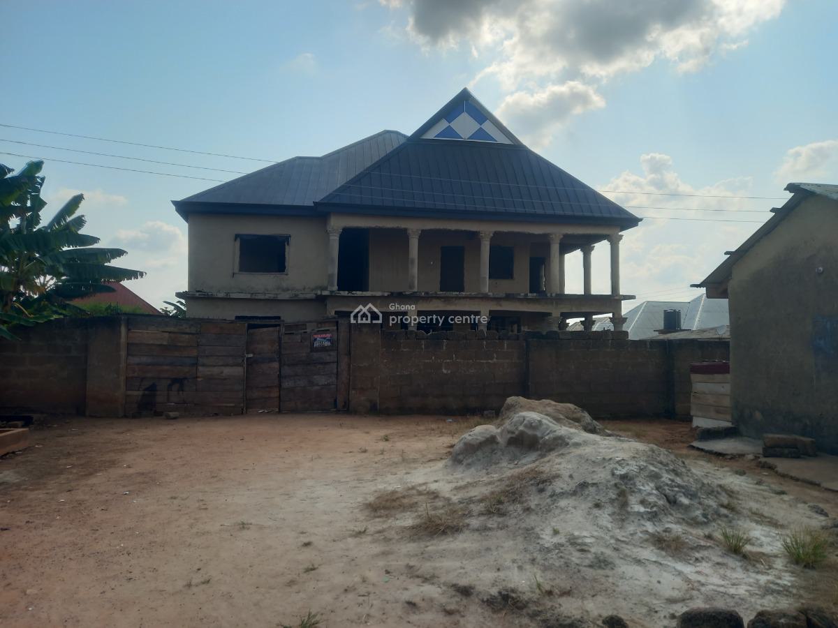 12 Bedrooms, Near Afari Military Hospital, Abuakwa Road., Kumasi Metropolitan, Ashanti, House for Sale