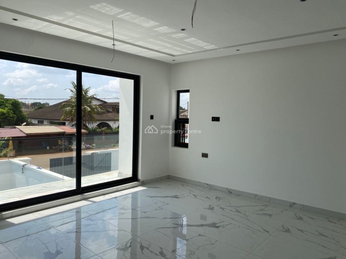 Luxury 4 Bedrooms House, Botwe Road, Ashaley Botwe, Adenta Municipal, Accra, House for Sale