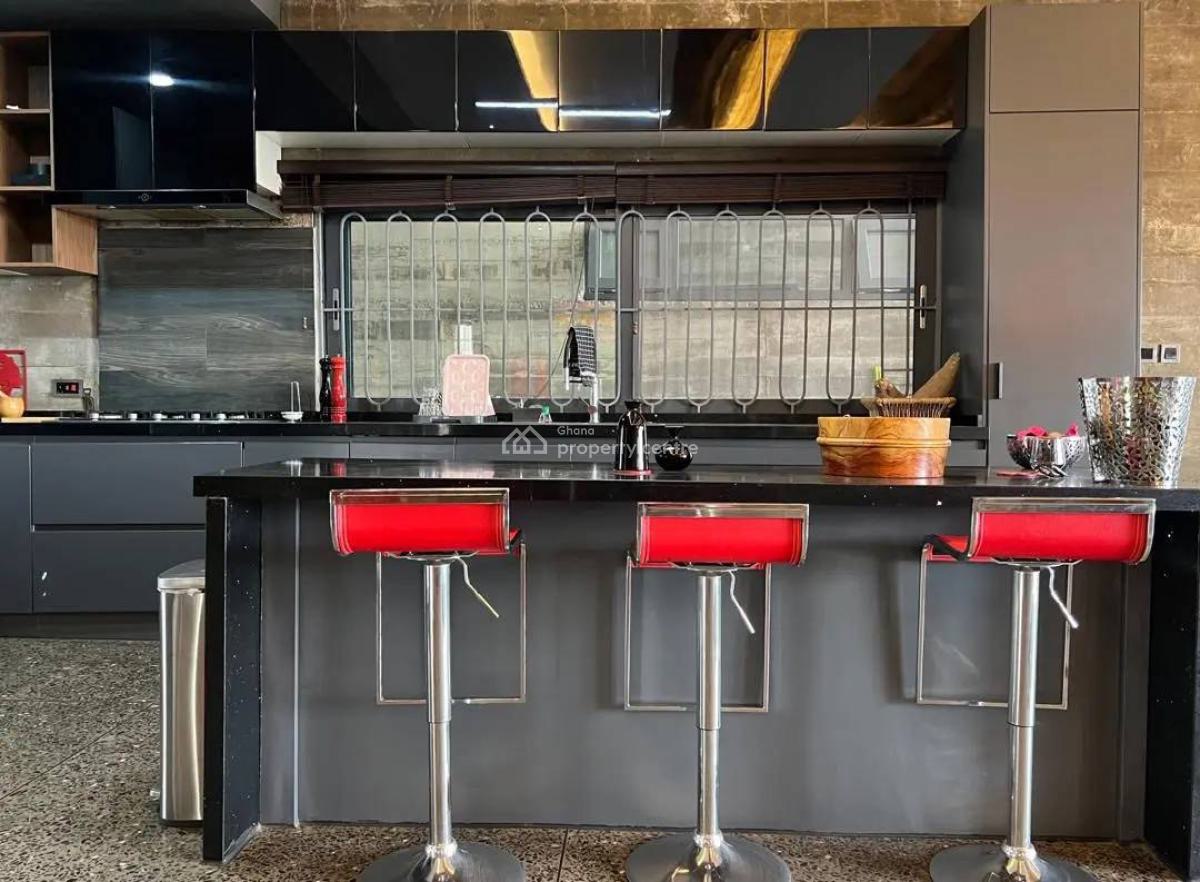 Massive 5 Bedrooms Villa at Aburi Mountains, Aburi Mountains, Aburi, Akuapim South Municipal, Eastern Region, Detached Duplex for Sale