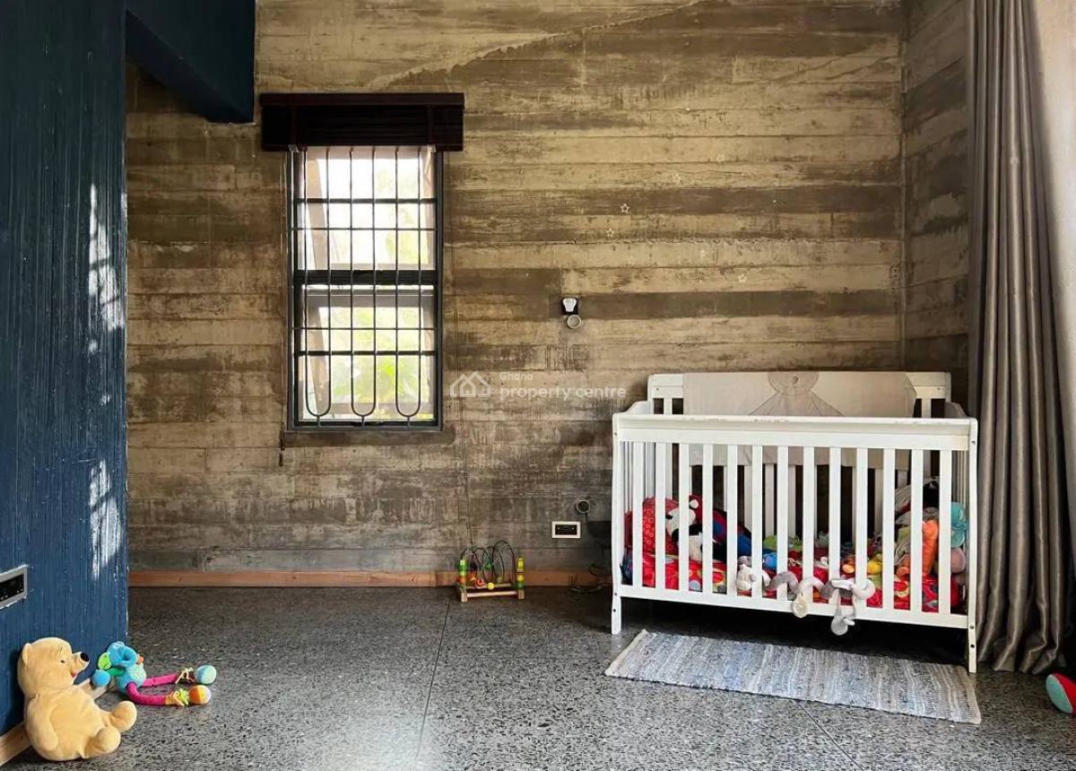 Massive 5 Bedrooms Villa at Aburi Mountains, Aburi Mountains, Aburi, Akuapim South Municipal, Eastern Region, Detached Duplex for Sale