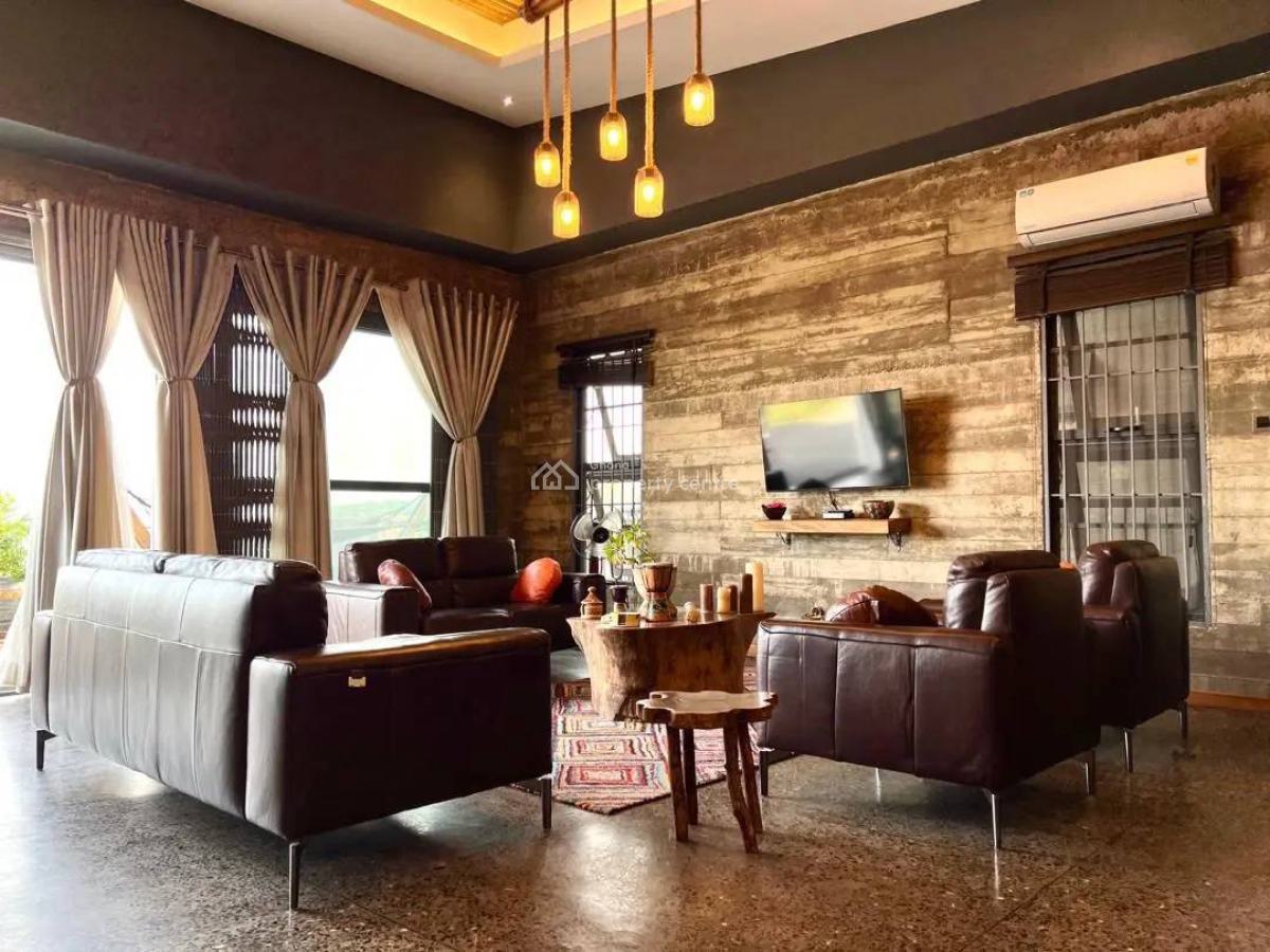 Massive 5 Bedrooms Villa at Aburi Mountains, Aburi Mountains, Aburi, Akuapim South Municipal, Eastern Region, Detached Duplex for Sale