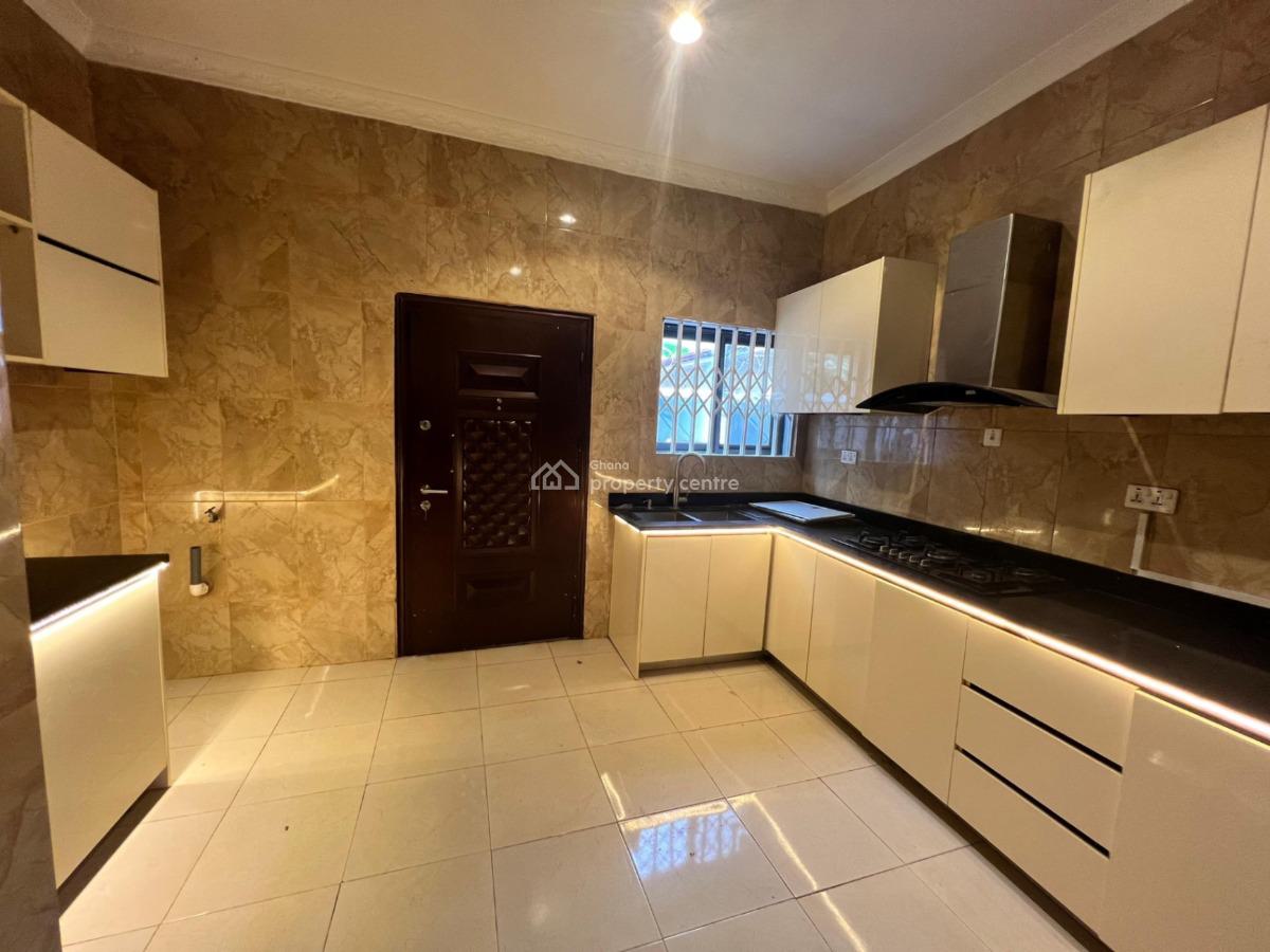Executive Newly Built 4- Bedroom House@ Oyarifa, Oyarifa, La Nkwantanang Madina Municipal, Accra, House for Sale