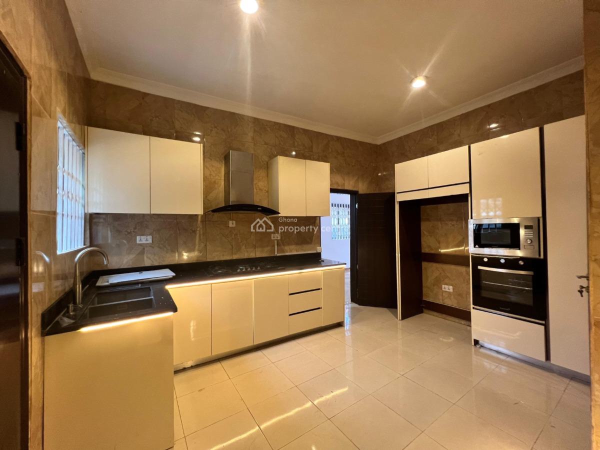 Executive Newly Built 4- Bedroom House@ Oyarifa, Oyarifa, La Nkwantanang Madina Municipal, Accra, House for Sale