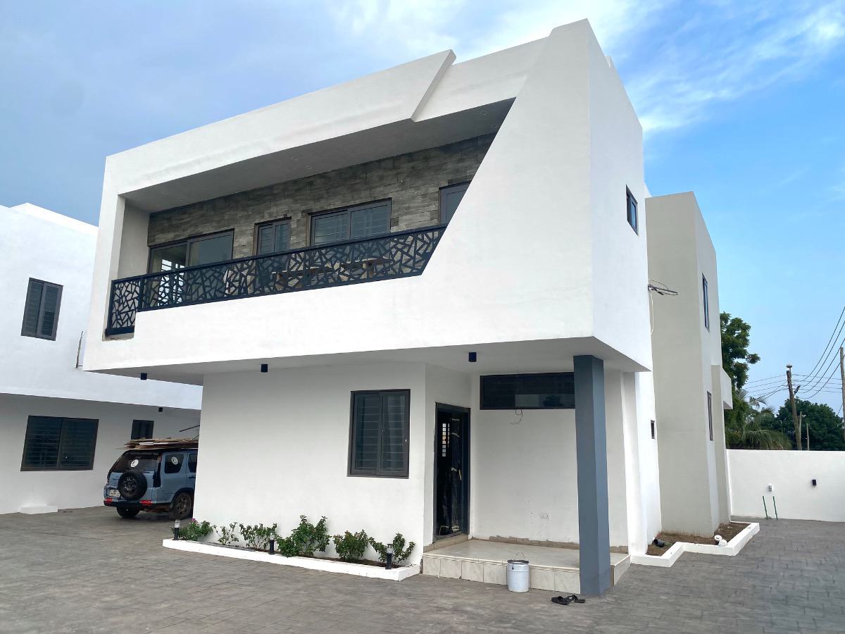 3 Bedrooms 1 Outhouse with Pool 80% Ready, School Junction, Adjiringanor, East Legon, Accra, Townhouse for Sale