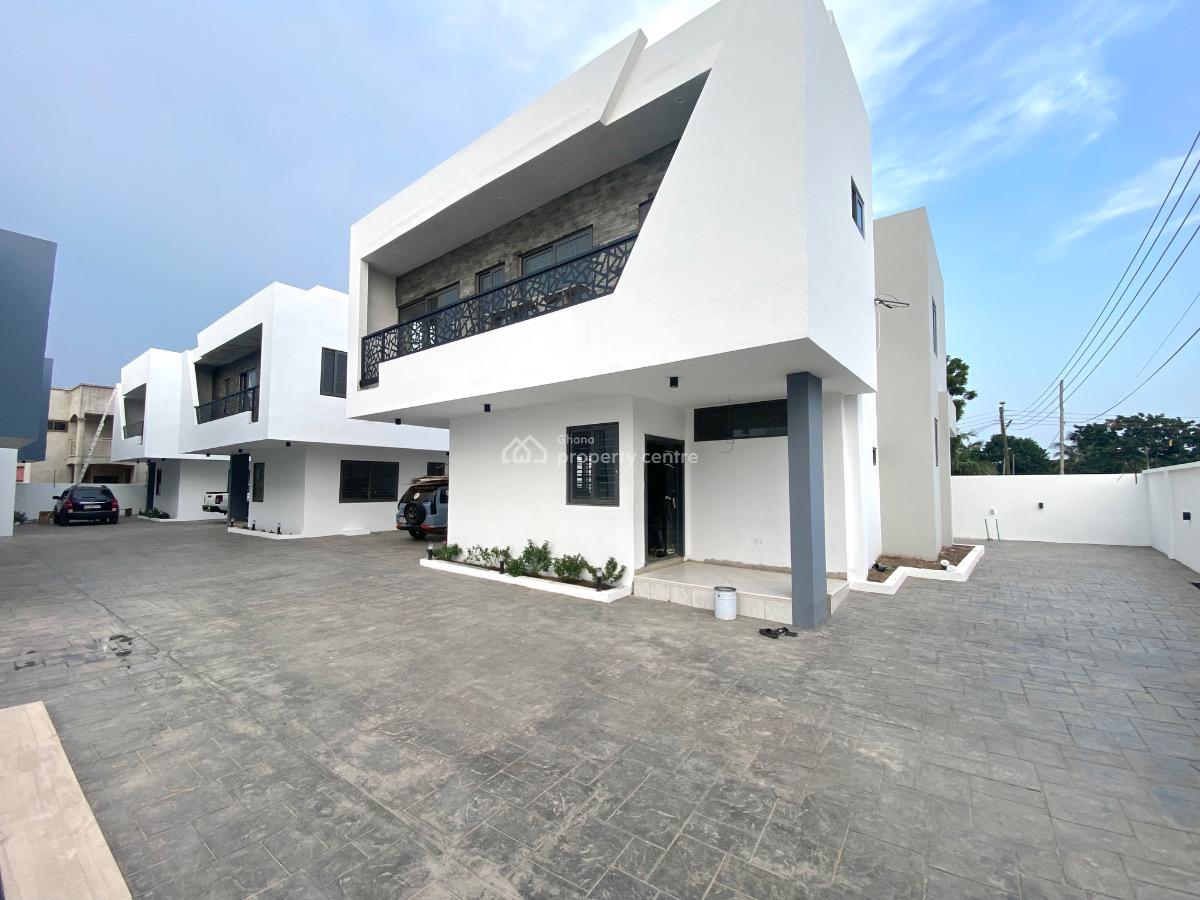 3 Bedrooms 1 Outhouse with Pool 80% Ready, School Junction, Adjiringanor, East Legon, Accra, Townhouse for Sale