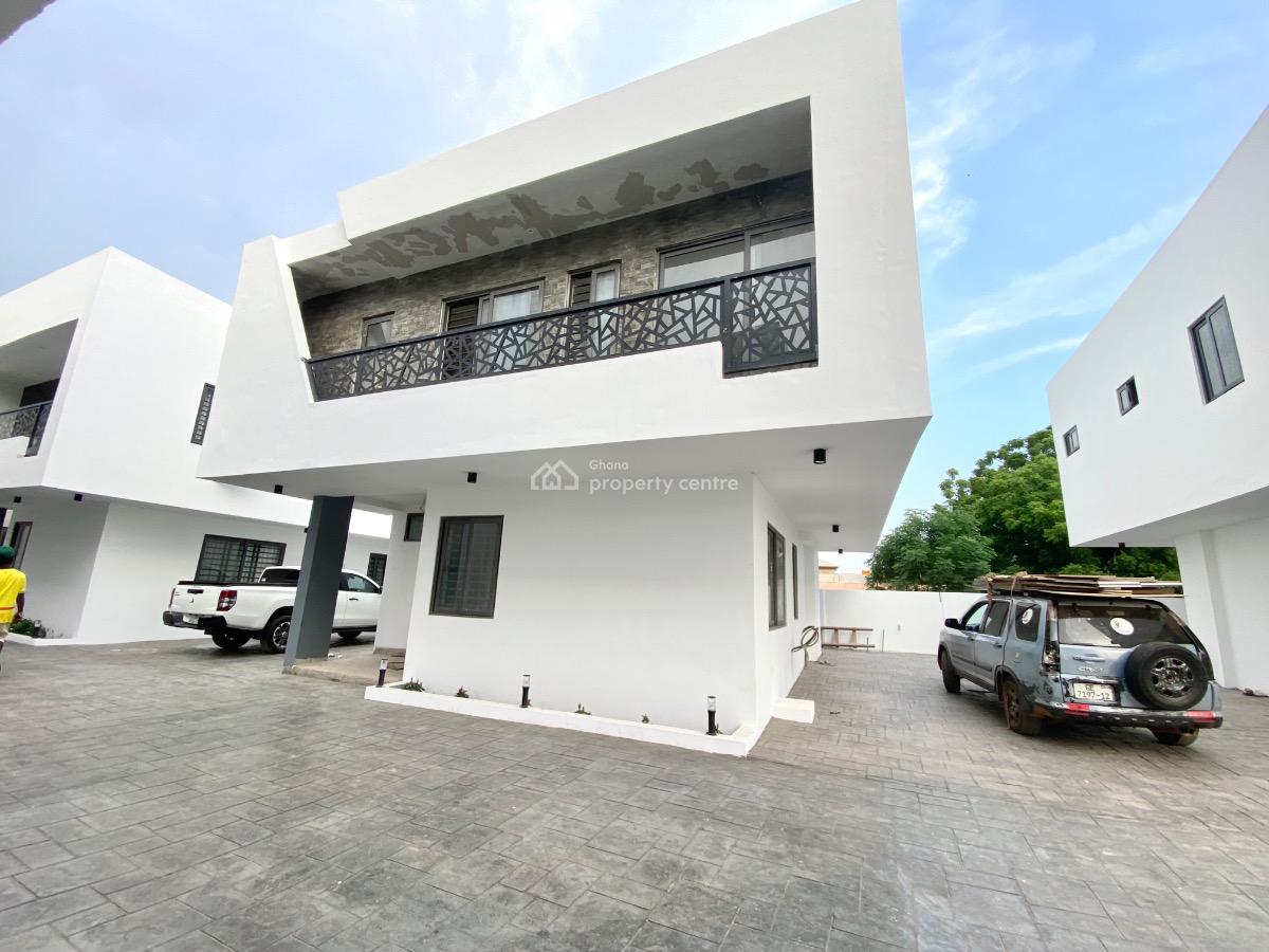 3 Bedrooms 1 Outhouse with Pool 80% Ready, School Junction, Adjiringanor, East Legon, Accra, Townhouse for Sale