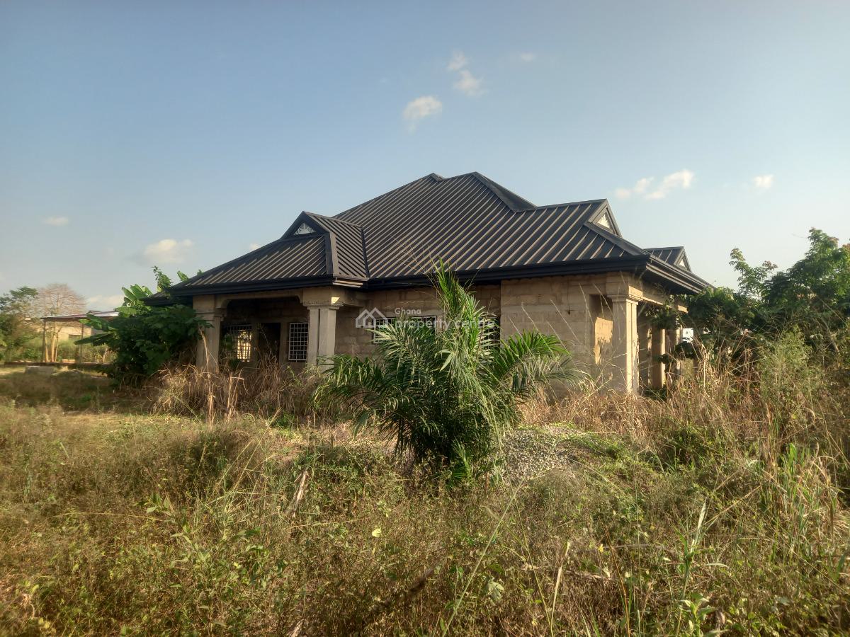 5 Bedrooms, Ejisu Onwe,  Donaso Abenase Kwaso Road, Ejisu-juaben Municipal, Ashanti, House for Sale