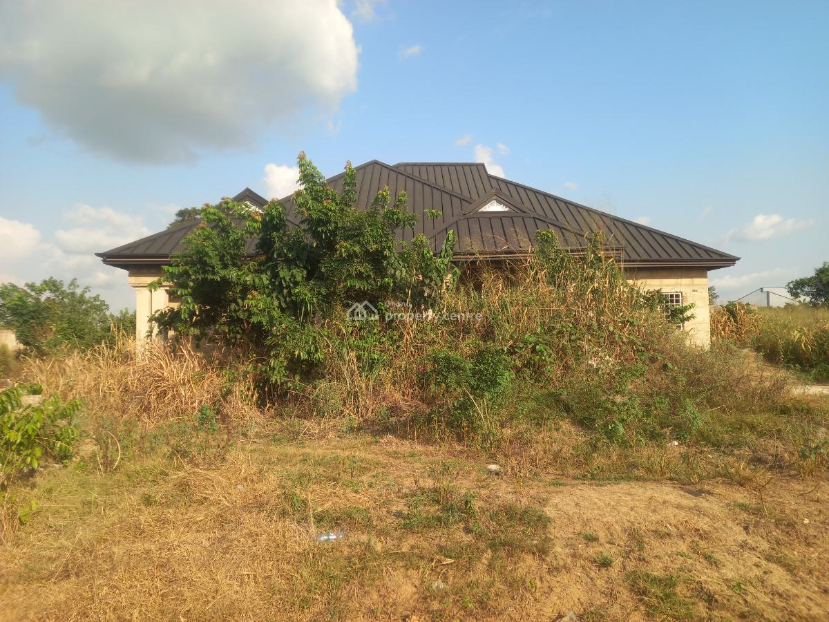 5 Bedrooms, Ejisu Onwe,  Donaso Abenase Kwaso Road, Ejisu-juaben Municipal, Ashanti, House for Sale