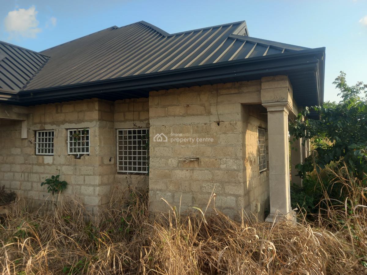 5 Bedrooms, Ejisu Onwe,  Donaso Abenase Kwaso Road, Ejisu-juaben Municipal, Ashanti, House for Sale