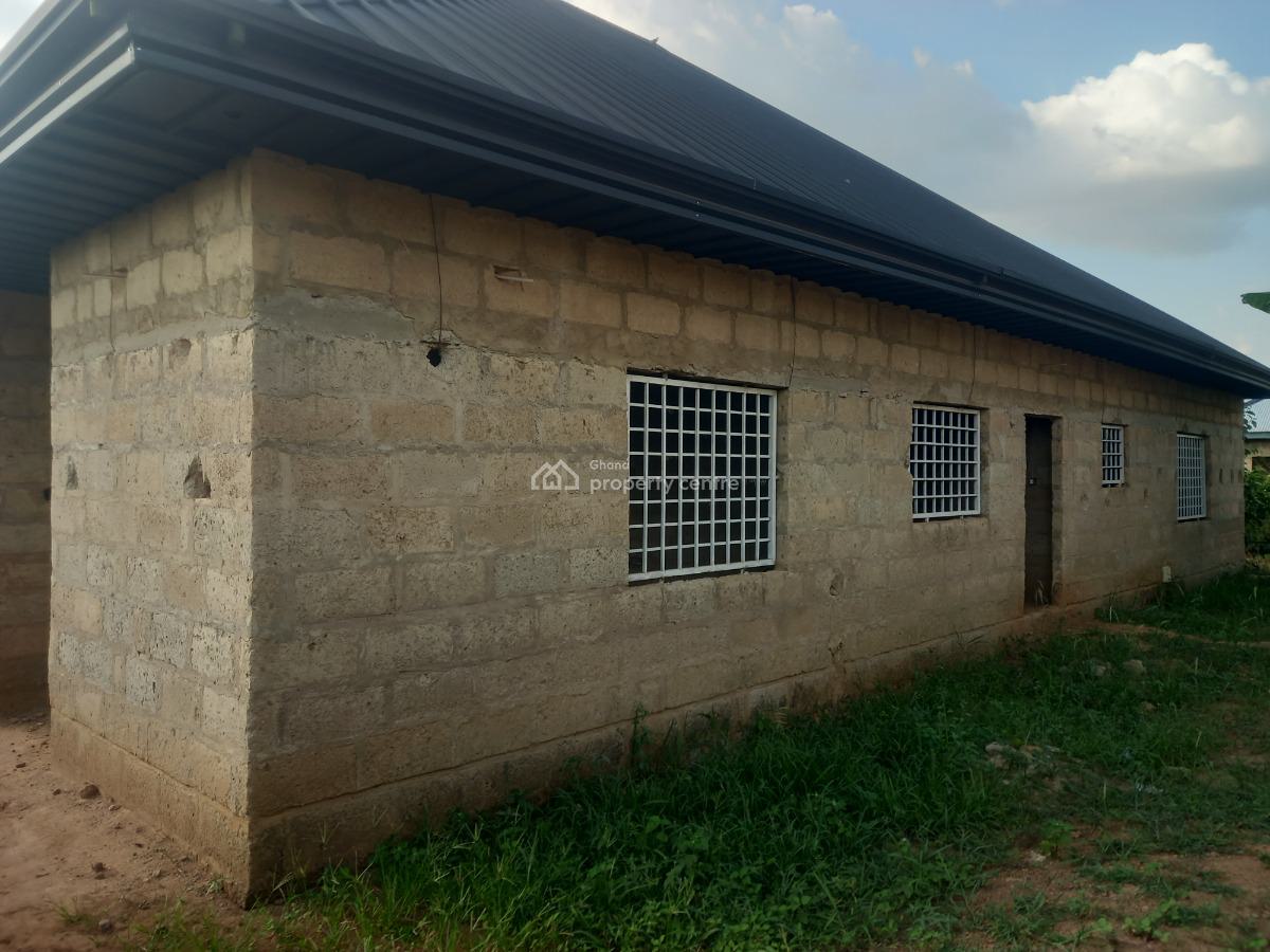 5 Bedrooms, Ejisu Onwe,  Donaso Abenase Kwaso Road, Ejisu-juaben Municipal, Ashanti, House for Sale