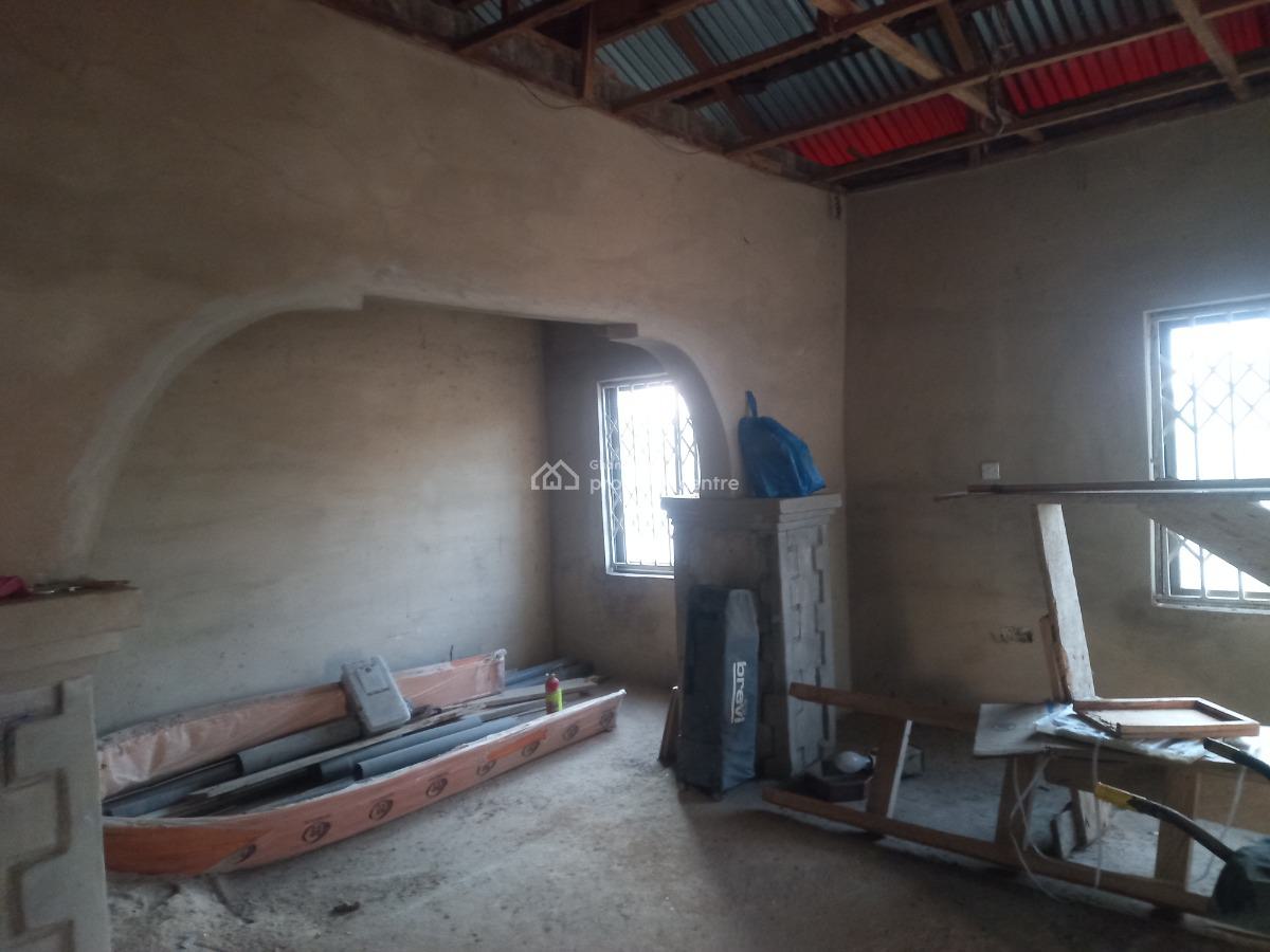 3 Bedrooms, Ejisu Asotwe, on Ejisu Juaben Road., Ejisu-juaben Municipal, Ashanti, House for Sale