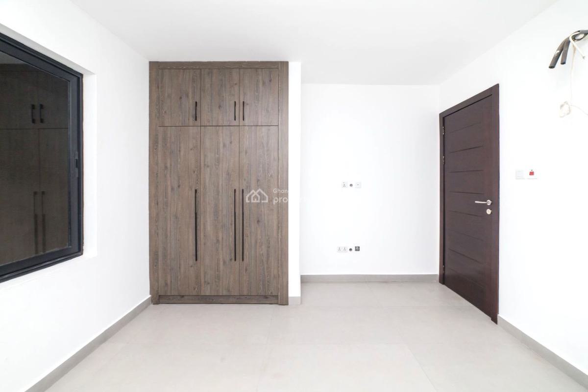 3 Bedroom House, Community 25, Tema, Accra, Detached Duplex for Sale