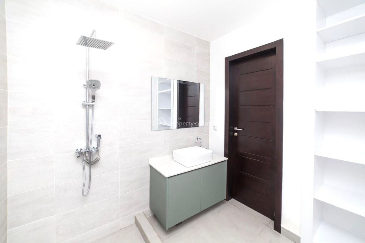 3 Bedroom House, Community 25, Tema, Accra, Detached Duplex for Sale