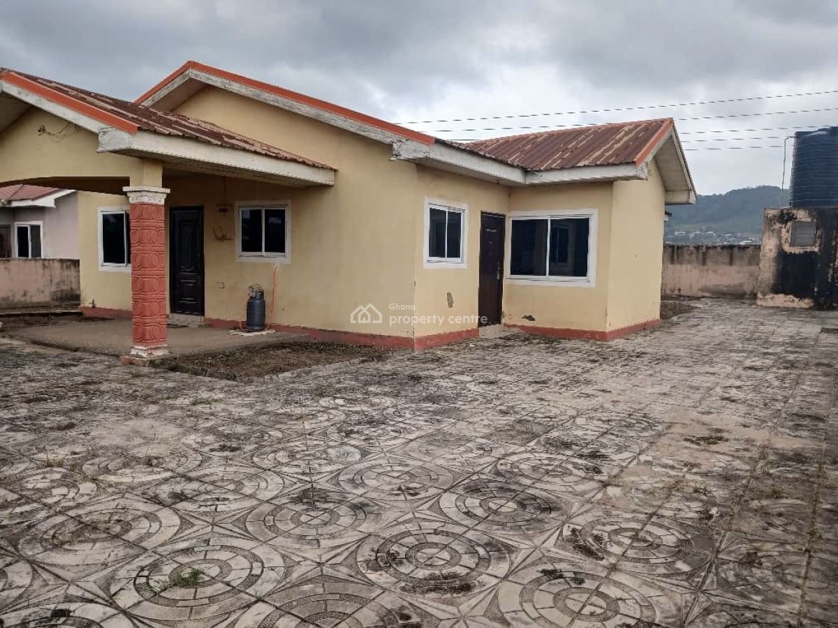 3 Bedrooms at Kuntunse Satellite, Kuntunse Satellite, Amasaman, Ga West Municipal, Accra, Detached Bungalow for Sale