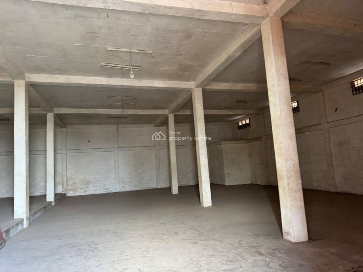 350 Sqm Warehouse at Lapaza, Nyarmekye, Lapaz, Accra, Warehouse for Rent