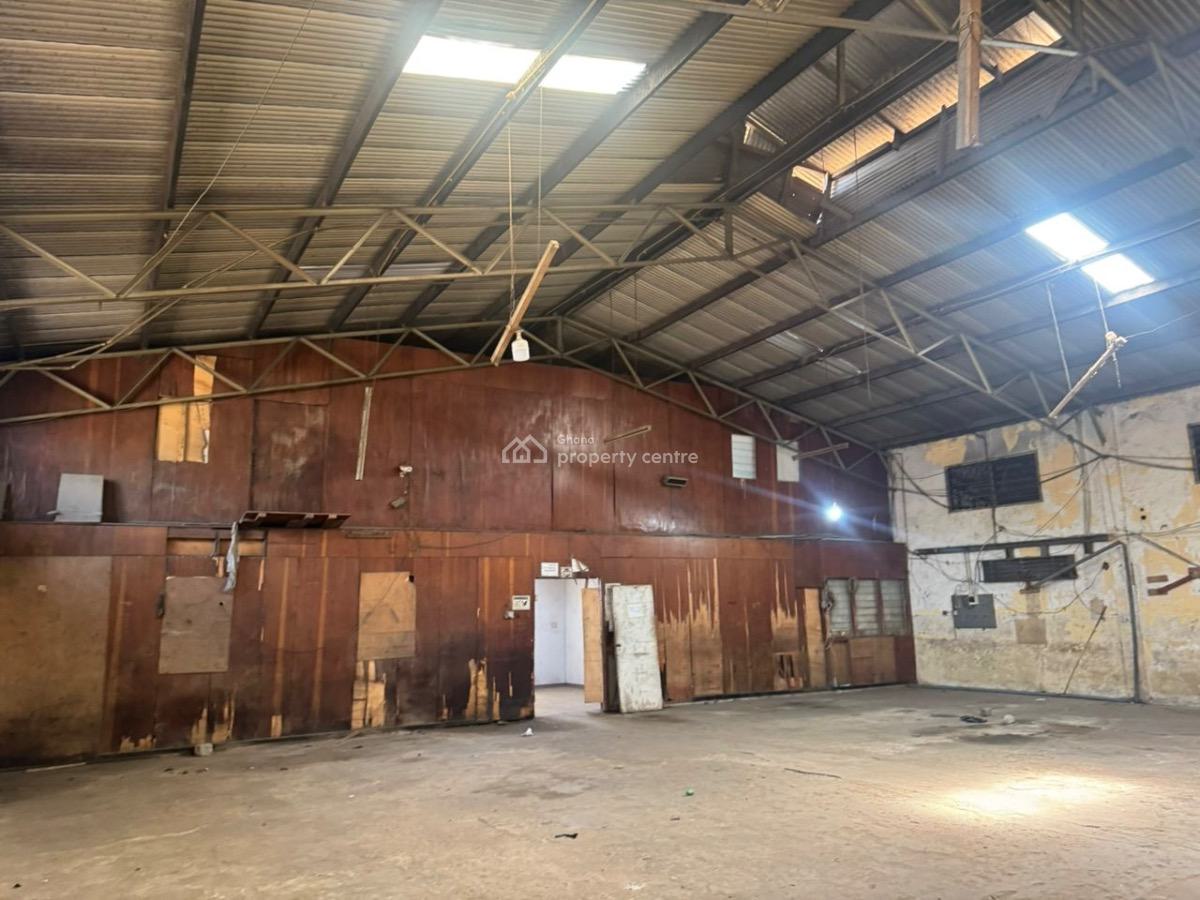 800 Sqm Warehouse at Circle Vip Station, Circle Vip Station, Adabraka, Accra, Warehouse for Rent