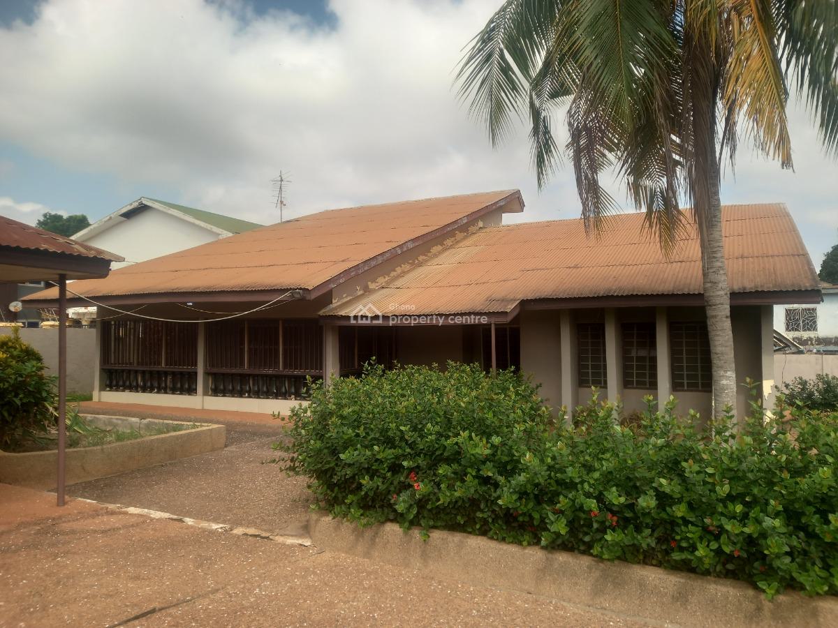 4 Bedrooms, Kwadaso Odineho, Near Pataase,  Santasi., Kumasi Metropolitan, Ashanti, House for Sale