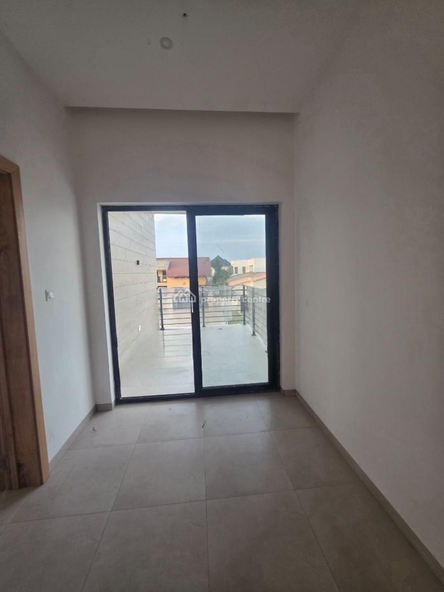 4 Bedroom House with a Boys Quarters at Spintex, Spintex Comm 18, Accra Metropolitan, Accra, House for Sale