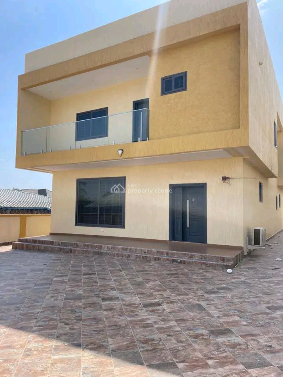 Luxurious 4-bedroom Smart Home @ Achimota, Achimota, Accra, Townhouse for Rent