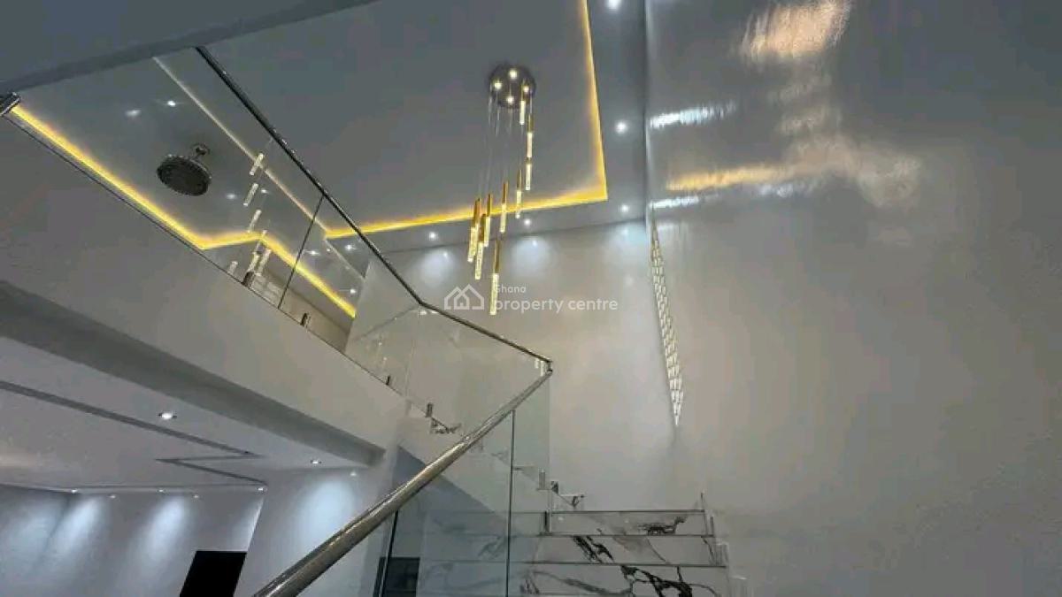 Luxurious 4-bedroom Smart Home @ Achimota, Achimota, Accra, Townhouse for Rent