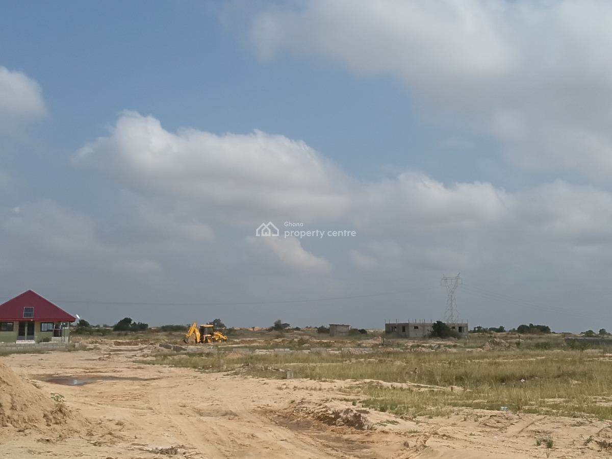 Plots with Free Site Visit, Skyport City, Police Barrier, Tsopoli, Ningo Prampram District, Accra, Mixed-use Land for Sale