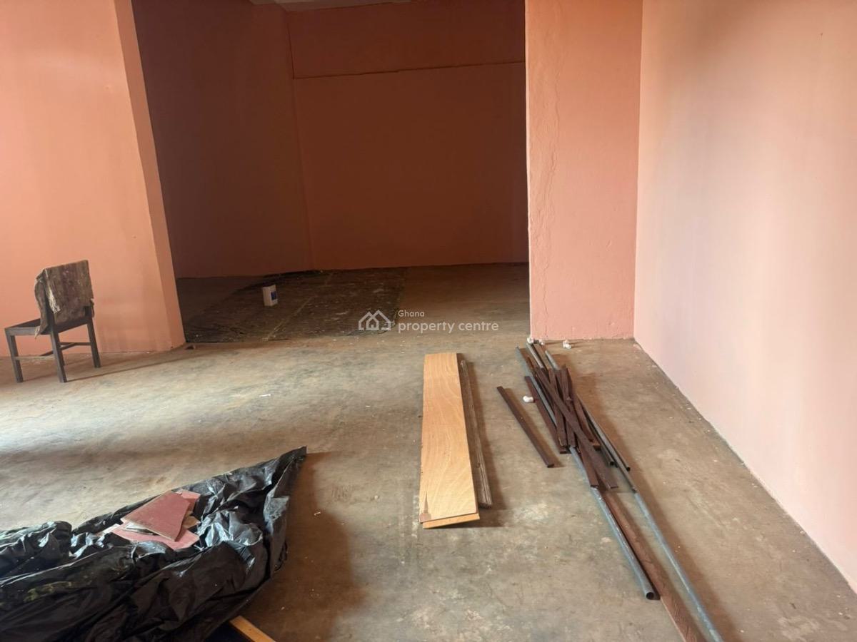 100 Sqm Warehouse at Tantra Hills, Tantra Hills, Achimota, Accra, Warehouse for Rent