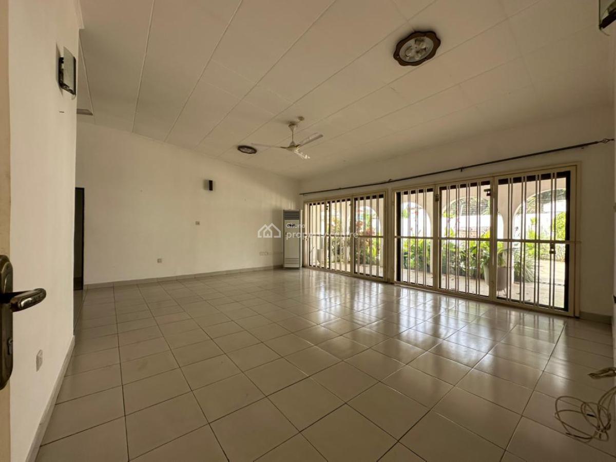 Executive All Rooms En-suite 6 Bedroom, Dzorwulu, Accra, House for Rent