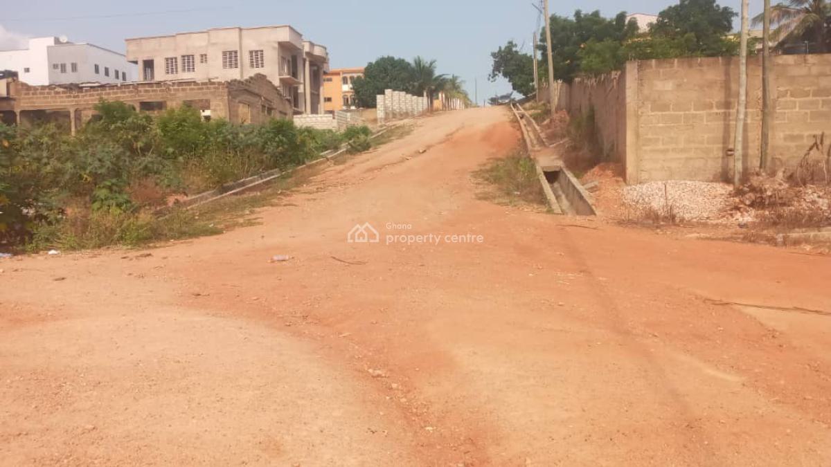 Various Plots, Nsakina, Ga West Municipal, Accra, Residential Land for Sale