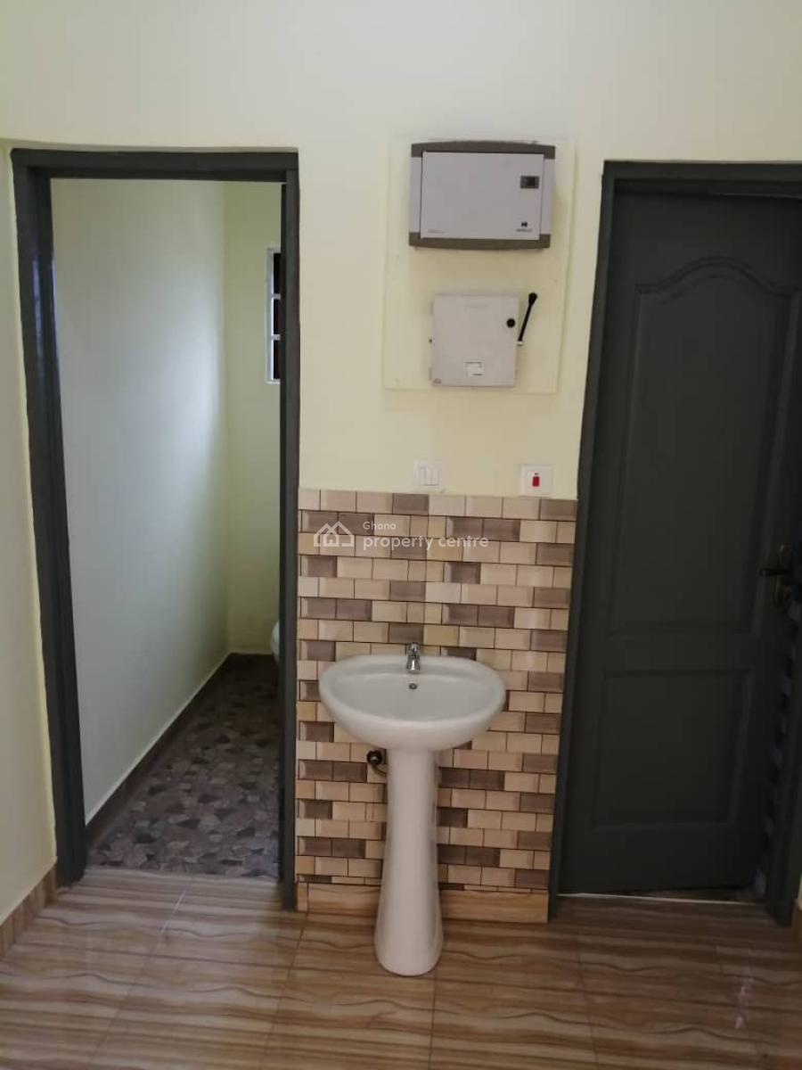 6 Units of Apartments of 8 Bedroom, Adjen Kotoku, American Down, Adjen Kotoku, Ga West Municipal, Accra, Block of Flats for Sale