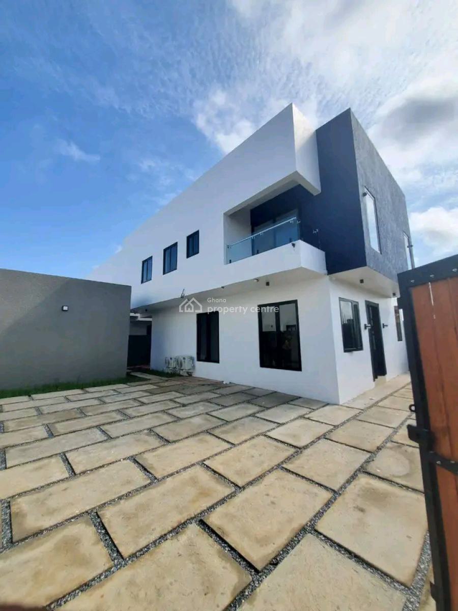 Executive 3-bedroom House @ East Airport, East Airport, Airport Residential Area, Accra, Townhouse for Rent