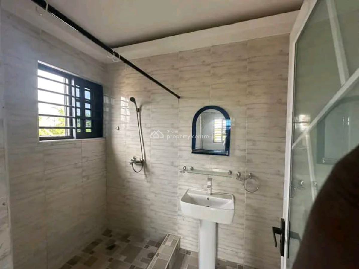 Luxurious 4-bedroom Duplex, North Kaneshie, Accra, House for Sale