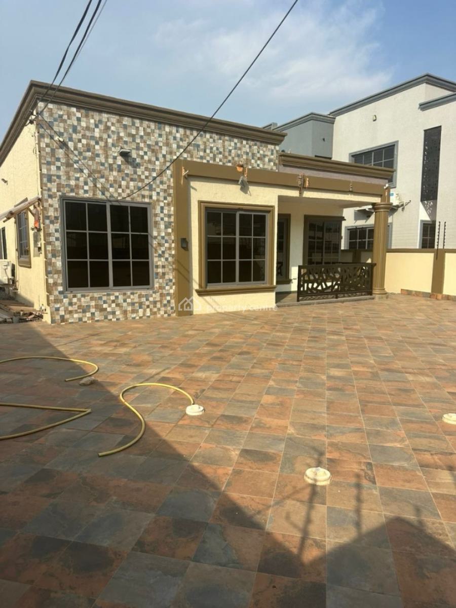 Executive 3 Bedroom, Ashaley Botwe, Adenta Municipal, Accra, House for Sale