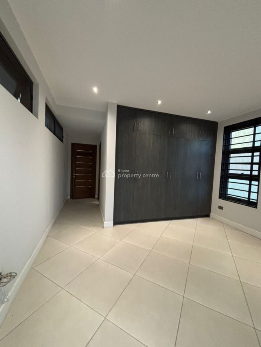 Executive 4-bedroom, East Airport, Airport Residential Area, Accra, House for Sale