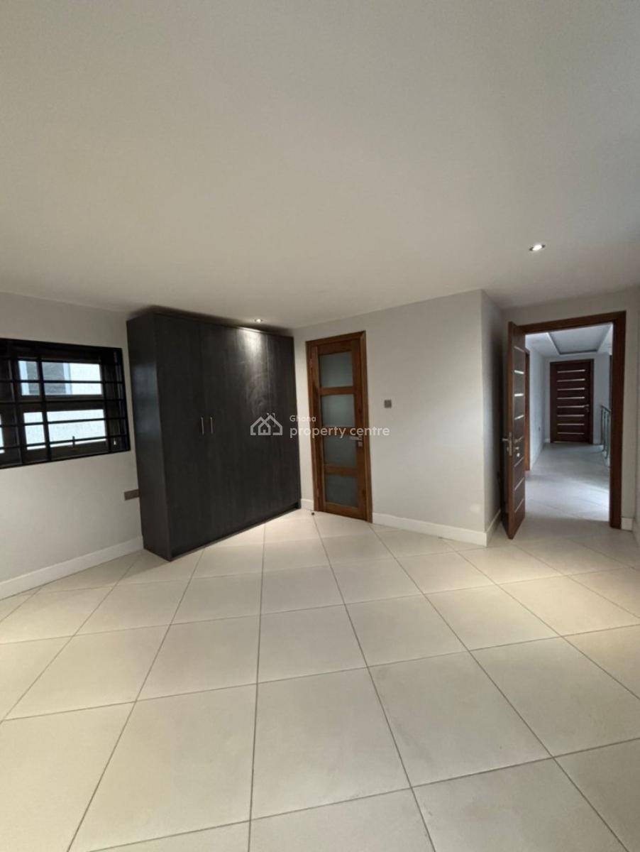 Executive 4-bedroom, East Airport, Airport Residential Area, Accra, House for Sale