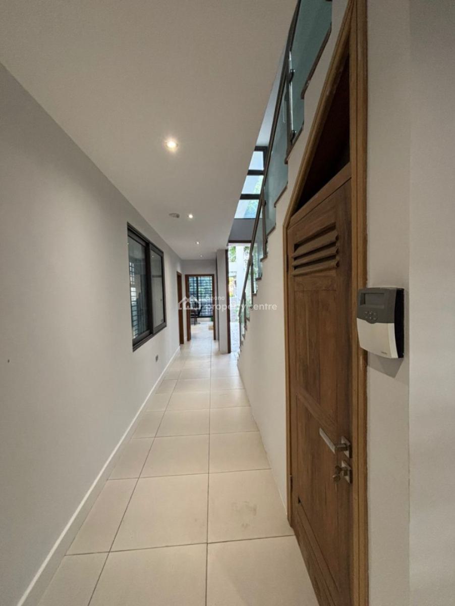 Executive 4-bedroom, East Airport, Airport Residential Area, Accra, House for Sale